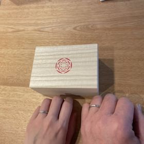 【出雲結(いずもゆい)の口コミ】 親友に紹介されてカタログと指輪サンプルを取り寄せてみて、お店のコンセ…