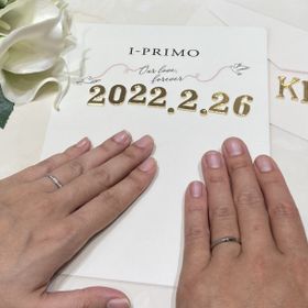 【アイプリモ(I-PRIMO)の口コミ】 石が着いているキラキラの指輪を探していて、こちらに決めました。上下、…