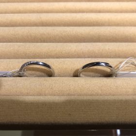 【TRECENTI(トレセンテ)の口コミ】 薬指につけてみて、どこから見てもダイヤがキラキラと輝いて可愛かったで…