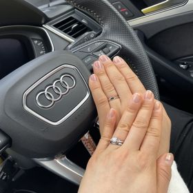 【LAPAGE(ラパージュ)の口コミ】 指に馴染むものとデザイン重視しました。
普段からつけることになる大切な…