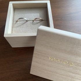 【YUKA HOJO(ユカホウジョウ)の口コミ】 自分の肌に合わせて色味が選べることやオシャレなデザインに惹かれました…