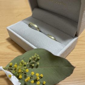 【mina.jewelry(ミナジュエリー)の口コミ】 指輪のデザインや色味等自分達で全て考えてフルオーダーできる点や、ただ…