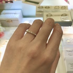 【Only You(オンリーユー)の口コミ】 エタニティはキラキラしていてテンションが上がります。爪留めなのでより…