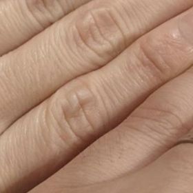 【Ponte Vecchio(ポンテヴェキオ)の口コミ】 たくさんの指輪を探してみてきましたが、ここの指輪はメンズの指輪のデザ…