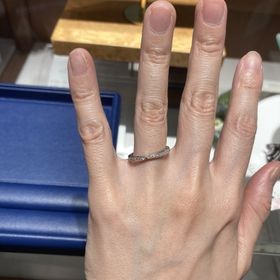 【銀座ダイヤモンドシライシの口コミ】 憧れのハーフエタニティリングが思ったよりも良心的な価格で驚きました。…
