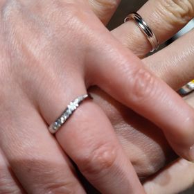 【PILOT BRIDAL(パイロットブライダル)の口コミ】 以前の指輪がよく歪んでしまったのと、指の太さの変化、結婚28年を経て人…