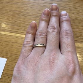 【BIJOUPIKO(ビジュピコ)の口コミ】 1/4だけ艶消し加工がしてあり、付け方により、艶消しが見えやすいようにし…