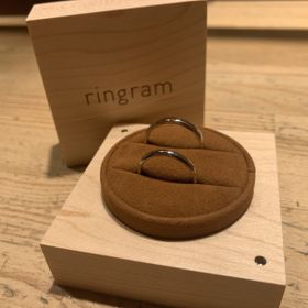 【ringram(リングラム)の口コミ】 指輪は二人で決めてシンプルがいいね、となったので、甲丸でなおかつ何も…