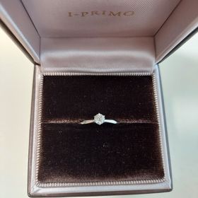 【アイプリモ(I-PRIMO)の口コミ】 デザインがシンプルを極めたデザインでとても私好みだった。横からみると…