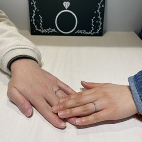 【Galopine & Galopin(ガロピーネガロパン)の口コミ】 いくつも種類がある中から、実際につけてみながらたくさん悩みました。ダ…