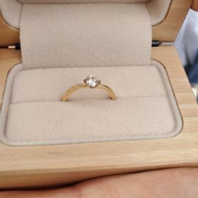 【uchimari(ウチマリ)の口コミ】 自分たちで、土台を作ったり、表面のデザイン、色や形をいろんな種類の中…