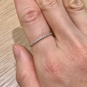 【Princess Bijou(プリンセス・ビジュー)の口コミ】 ハーフエタニティを探していたところ、こちらのデザインに出会いました。…