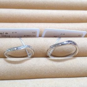 【TRECENTI(トレセンテ)の口コミ】 売りにしている通り、つけ心地はとても最高です。
価格も程よく、お手頃な…