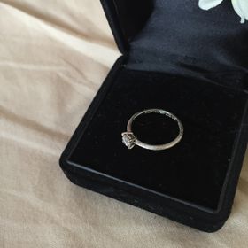 【e.m.の口コミ】 もともとe.m.が好きだったことと、デザインが大変気に入ってこの指輪にし…