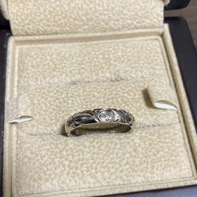 【ISLANDS(アイランズ)の口コミ】 ネットで置いてあるブランドを調べていいなと思って店に行き間近でみてび…