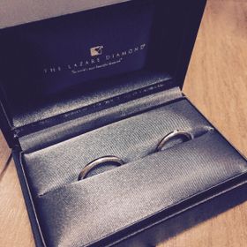 【ラザール ダイヤモンド(LAZARE DIAMOND)の口コミ】 元々、普段つけていてもジャマにならないストレートのシンプルな結婚指輪…