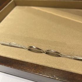 【TRECENTI(トレセンテ)の口コミ】 ストレートタイプが手に合っていたことと、ダイヤモンドが入っている指輪…