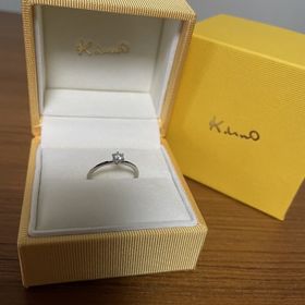 【ケイウノ ブライダル(K.UNO BRIDAL)の口コミ】 指輪を渡す相手が好きなブランドであり、シンプルでダイヤが目立つデザイ…