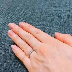 【CHARMY(チャーミー)の口コミ】 ストレートタイプの指輪が好みだが、ただのシンプルなデザインだと寂しい…