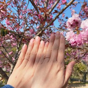 【銀座ダイヤモンドシライシの口コミ】 他の指輪も迷ったものはありましたが、ブーケの指輪を提案していただき、…