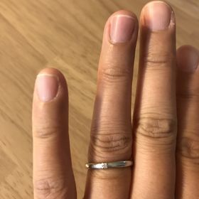 【MAISON JEWELL(メゾンジュエル)】の口コミ デザインがシンプルで、流行が変わっても長く付け続けられると思いました。...