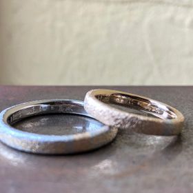 【ichi(イチ)の口コミ】 カタログサイトでデザインを見て気に入ってichiさんを訪問しました。指輪…