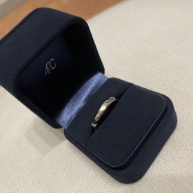 【4℃ BRIDAL(ヨンドシーブライダル)の口コミ】 いろいろなブランドの指輪を見てまわりましたが、４℃ブライダルのものは、…