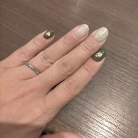 【4℃ BRIDAL(ヨンドシーブライダル)の口コミ】 価格も大事ですが、一生に一度の買い物なので、何度も悩みました。手が小…