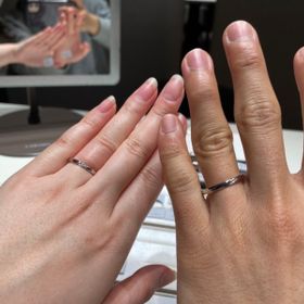 【アイプリモ(I-PRIMO)の口コミ】 ヘラクレスはメレダイヤモンドのラインがとてもきれいでした。2本のリング…