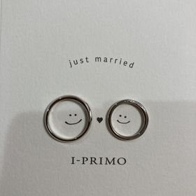 【アイプリモ(I-PRIMO)の口コミ】 プラチナリングでシンプルなデザインでありながらも、ダイヤが斜めに入っ…