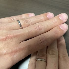 【TRECENTI(トレセンテ)の口コミ】 指輪のデザイン、形、着け心地といろいろと試着させていただきました。
そ…