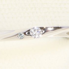 【LEGAN(レガン)の口コミ】 石が少な目のシンプルなものがいいと自分の中で決めていました。ラブノッ…