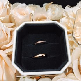 【4℃ BRIDAL(ヨンドシーブライダル)の口コミ】 婚約指輪がこちらのものだったのもあり、結婚指輪も初めにこちらの店舗で…