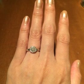 【アッシュペーフランス(H.P.FRANCE)の口コミ】 デザインがとにかく素敵で、あまり見たことのないものを探していたのでこ…