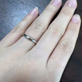 【銀座ダイヤモンドシライシの口コミ】 相手がつけ慣れていないため付けた時の違和感が少ないウェーブで検討。私…