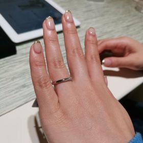 【TRECENTI(トレセンテ)の口コミ】 とても繊細にあしらわれたダイヤが、指輪のイメージをシンプルな中にも特…