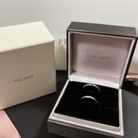 【アイプリモ(I-PRIMO)の口コミ】 お互いの買う前の意見について、
私(妻)は必ずダイヤモンドが入っていてス…