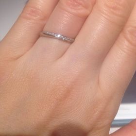 【アイプリモ(I-PRIMO)の口コミ】 初めは、折角だから結婚指輪らしい、可憐な華やかさを求めていろいろ見て…