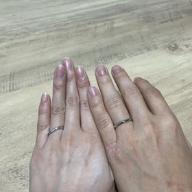 【銀座ダイヤモンドシライシの口コミ】 こちらの指輪に決めた理由は、ひとつ目は着け心地がどの指輪よりもフィッ…
