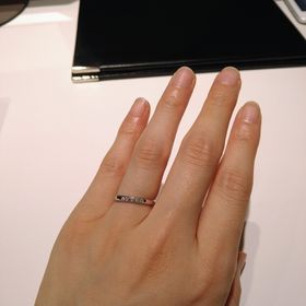 【ラザール ダイヤモンド(LAZARE DIAMOND)の口コミ】 このブリスコレクションは、好みや予算によって石の数や地金の種類が選べ…