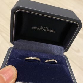 【銀座ダイヤモンドシライシの口コミ】 結婚指輪を探して何件かまわっていました。知っていたブランドだったので…