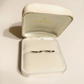 【MACHERIE(マシェリ)の口コミ】 タイムレスプラチナは、プラチナ製よりもずっと指輪が傷つきにくいため。…