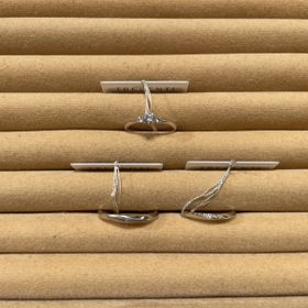 【TRECENTI(トレセンテ)の口コミ】 デザインがシンプルかつ華やかだったので、普段から使いやすく、かつ満足…