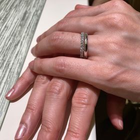 【TRECENTI(トレセンテ)の口コミ】 指輪の内側を丸く加工する内甲丸仕上げというものを職人さんが丁寧に一つ…