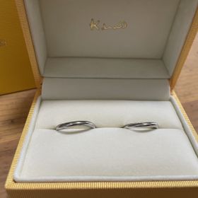 【ケイウノ ブライダル(K.UNO BRIDAL)の口コミ】 既成の指輪を自分達の好みのデザインに変更して作ることが出来ました。憧…