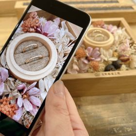 【鎌倉彫金工房の口コミ】 もともとシンプルなのが良かったのと、お洒落なゴールドが希望でした。ゴ…