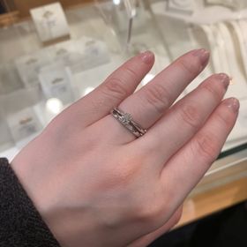 【MIKIMOTO(ミキモト)の口コミ】 婚約指輪をミキモトから選ぶ予定だったため、合わせて結婚指輪の購入も検…