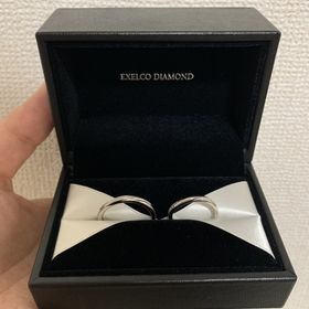 【エクセルコダイヤモンド(EXELCO DIAMOND)の口コミ】 日常生活で指輪が回って、正面がズレてもデザインが綺麗な物がいい！って…