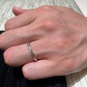 【TRECENTI(トレセンテ)の口コミ】 つけ心地が良く、内甲丸という内側が丸い仕様で、指輪をつけ慣れていなく…