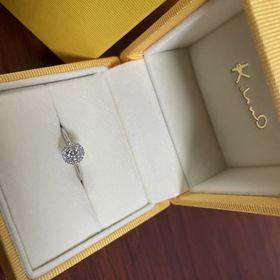 【ケイウノ ブライダル(K.UNO BRIDAL)の口コミ】 多くのリングの中から、ケイウノブライダルにしかない「クララステラ」カ…